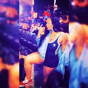 Meet your Posher, Monroe